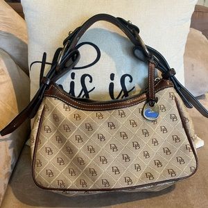Dooney & Bourke shoulder bag